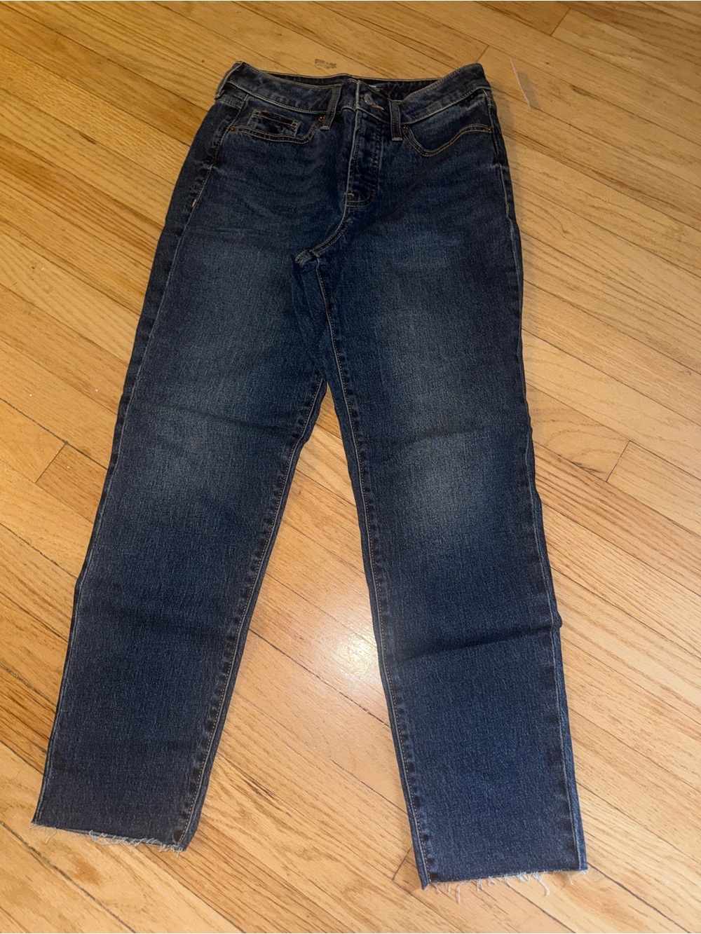 Old Navy Straight-Leg Jeans in Dark Wash